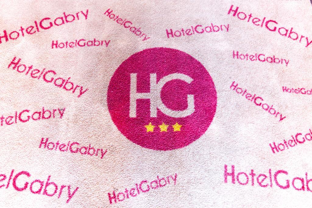 קרביה Hotel Gabry מראה חיצוני תמונה